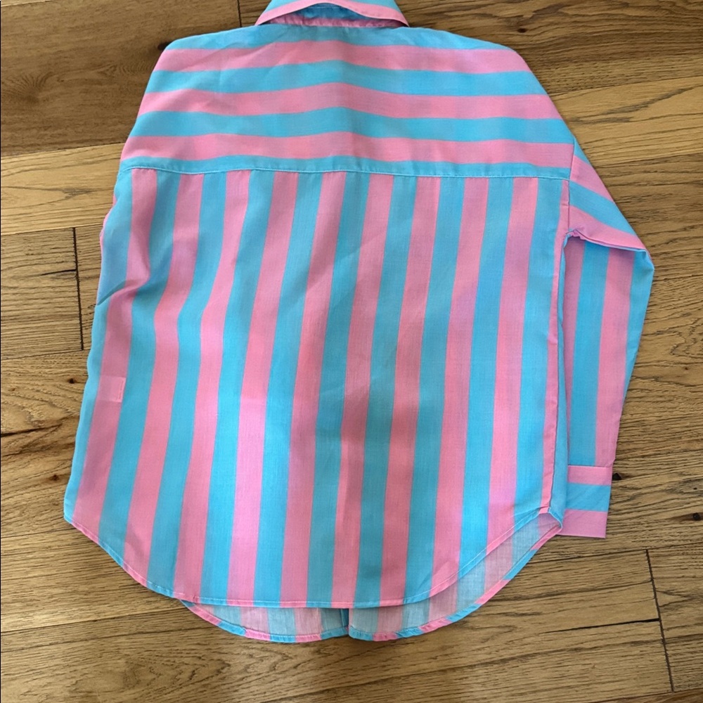 😊Striped Button-Up Shirt in Pink and Turquoise - Picture 6 of 8